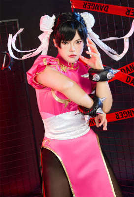 Officially Licensed Street Fighter Classic Chun-Li Pink Cosplay Costume Halloween Costume - Women XL